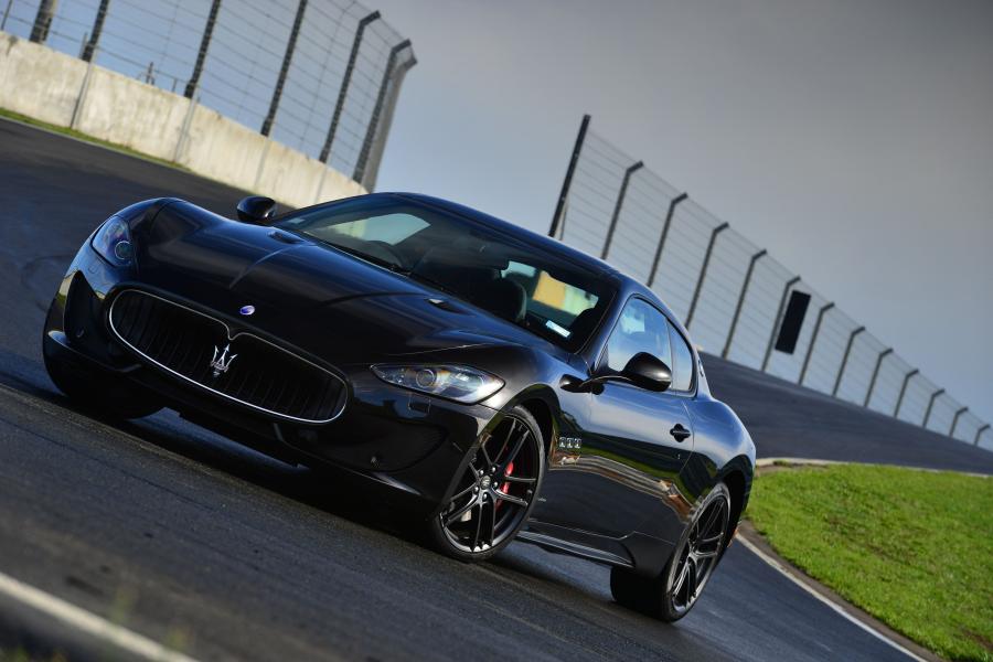  Maserati GranTurismo MC Sportline 2015 года  (фото 5 из 9)